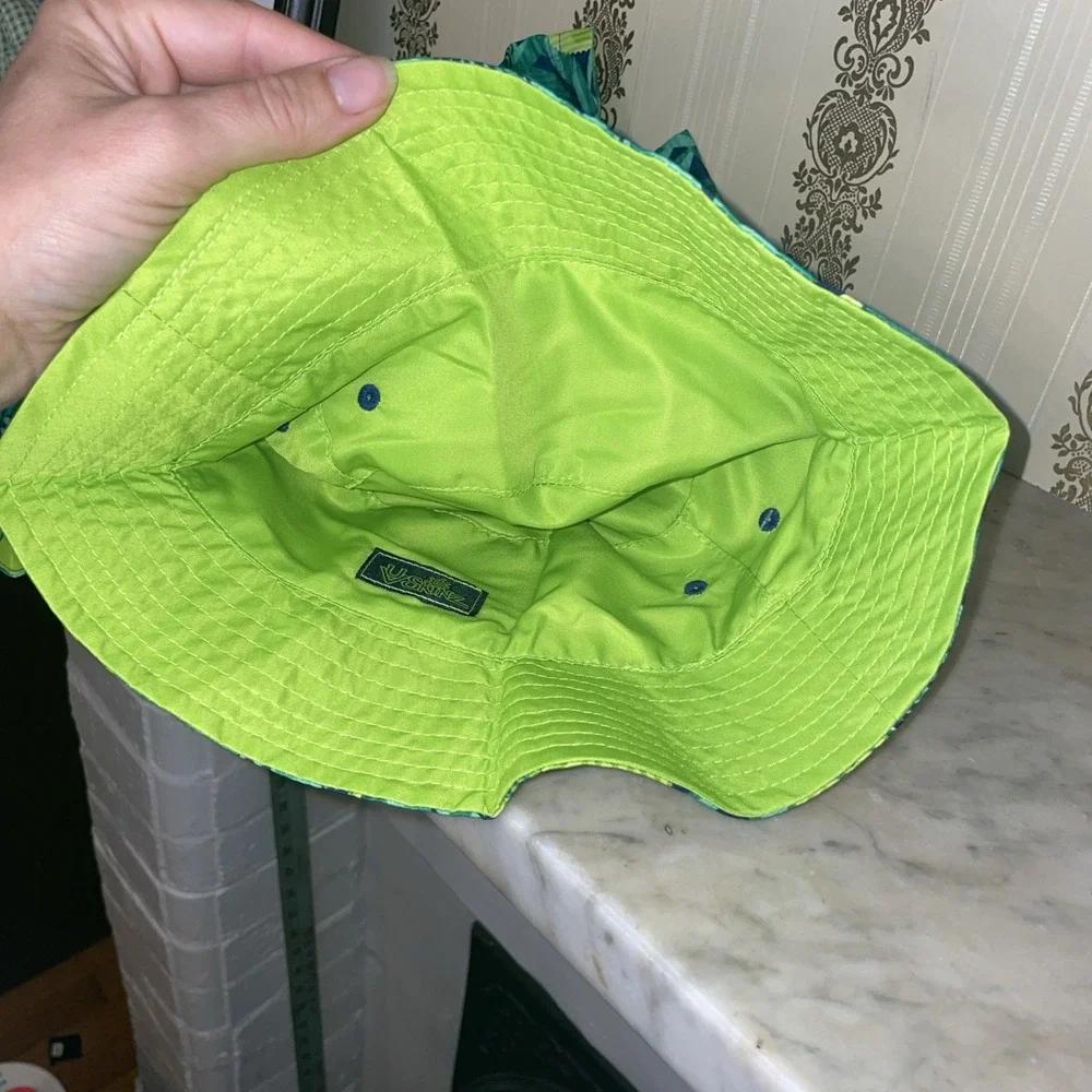 UV Skinz NWT 3 Piece Swim Set Boy 7 Green Crazy Chameleon UPF50 Hat Shirt Shorts